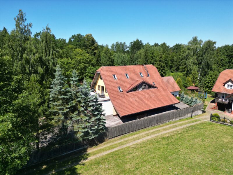 Trygort - dom z basenem - obrazek 6
